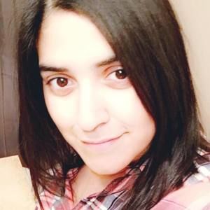 Meet your Posher, Mia